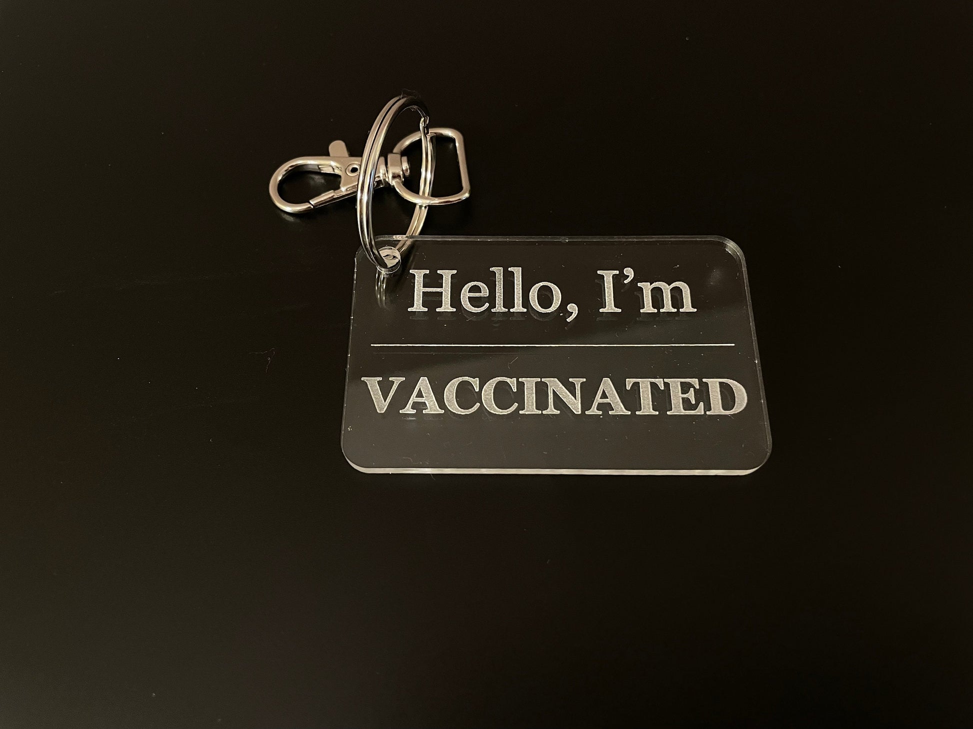 Hello, I'm Vaccinated Keychain | COVID-19 Vaccine Announcement Acrylic | Nametag Style | Gift
